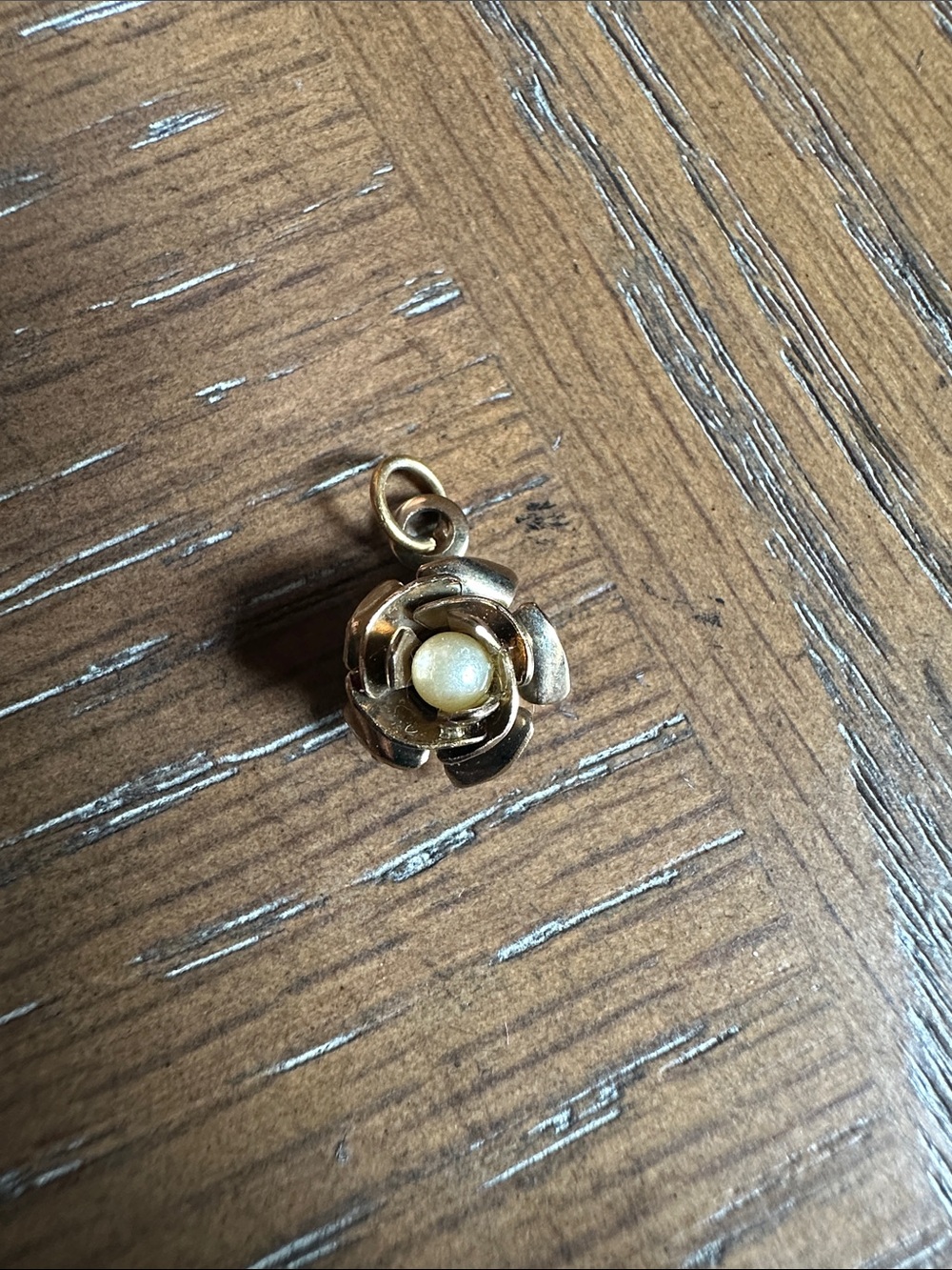 Dainty Gold Tone Rose Pendant